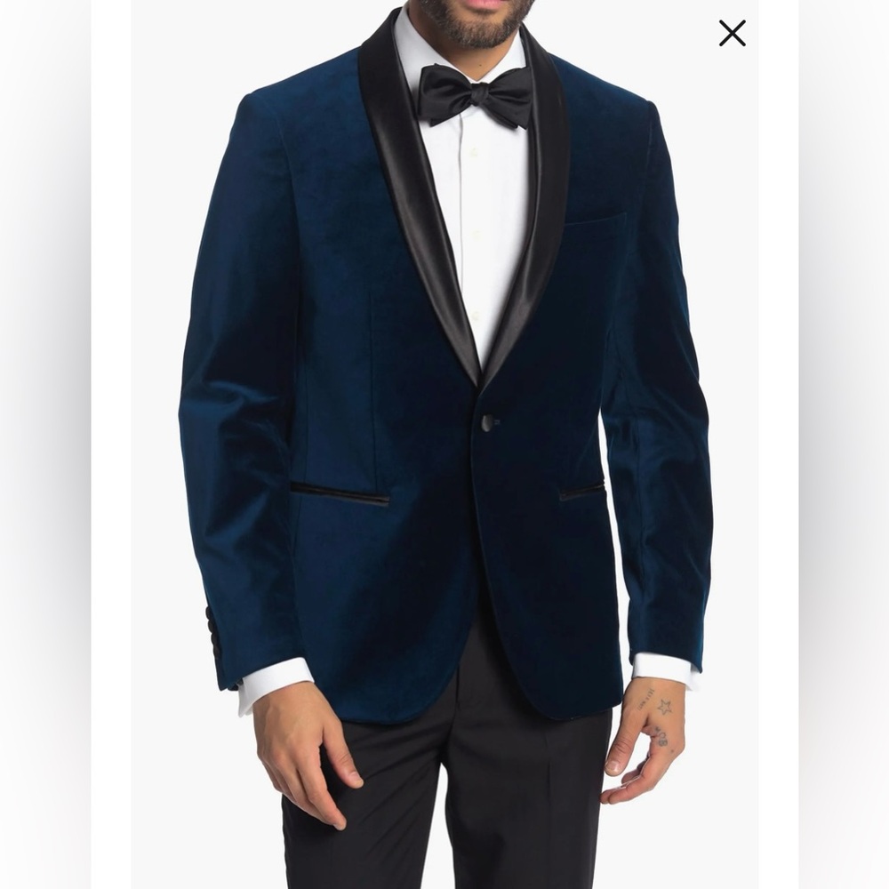 Savile row company men’s Dalston Navy Velvet Dinner Jacket size 36S